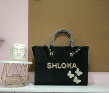 Load image into Gallery viewer, BLACK TRAVEL TOTE

